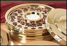 Productafbeelding: voorkant van Brass communion tray center