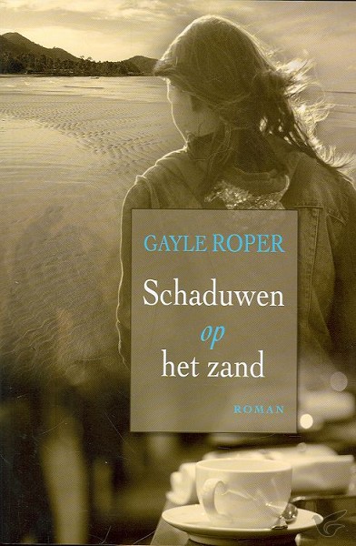Productafbeelding: voorkant van Schaduwen op het zand