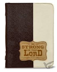Productafbeelding: voorkant van Biblecover Be Strong Large