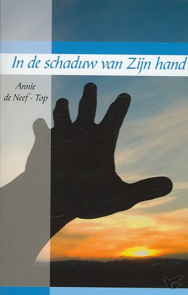 Productafbeelding: voorkant van In de schaduw van Zijn hand