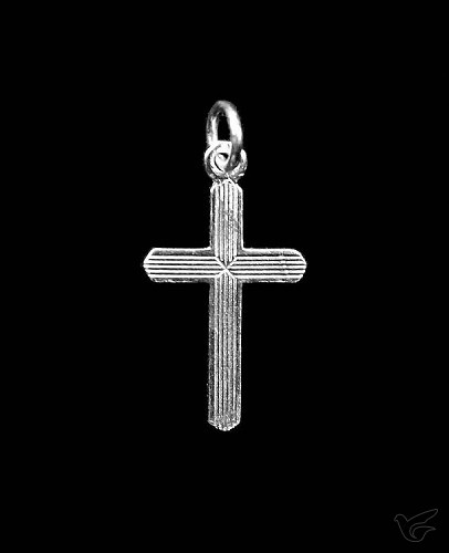 Productafbeelding: voorkant van Hanger zilver kruis 18 mm