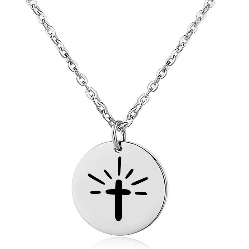 Productafbeelding: voorkant van Kruis met stralen ketting zilver stainless steel