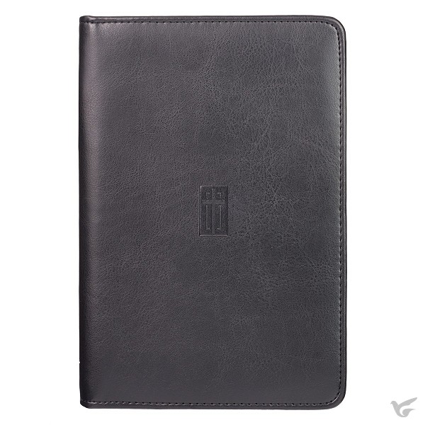Productafbeelding: voorkant van Cross - Incl 5 pens and notebook