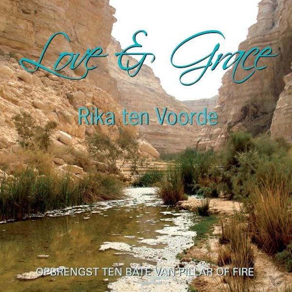 Productafbeelding: voorkant van Love & grace