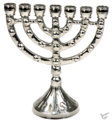 Productafbeelding: voorkant van Menorah zilverkleurig 11cm
