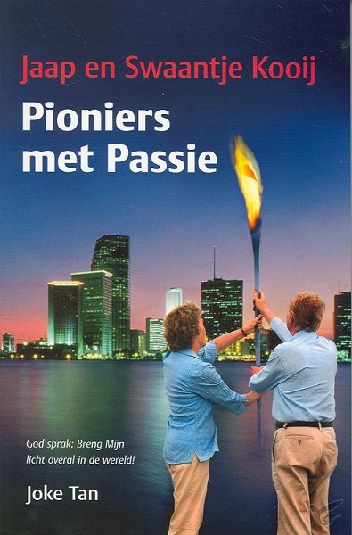 Productafbeelding: voorkant van Pioniers met passie