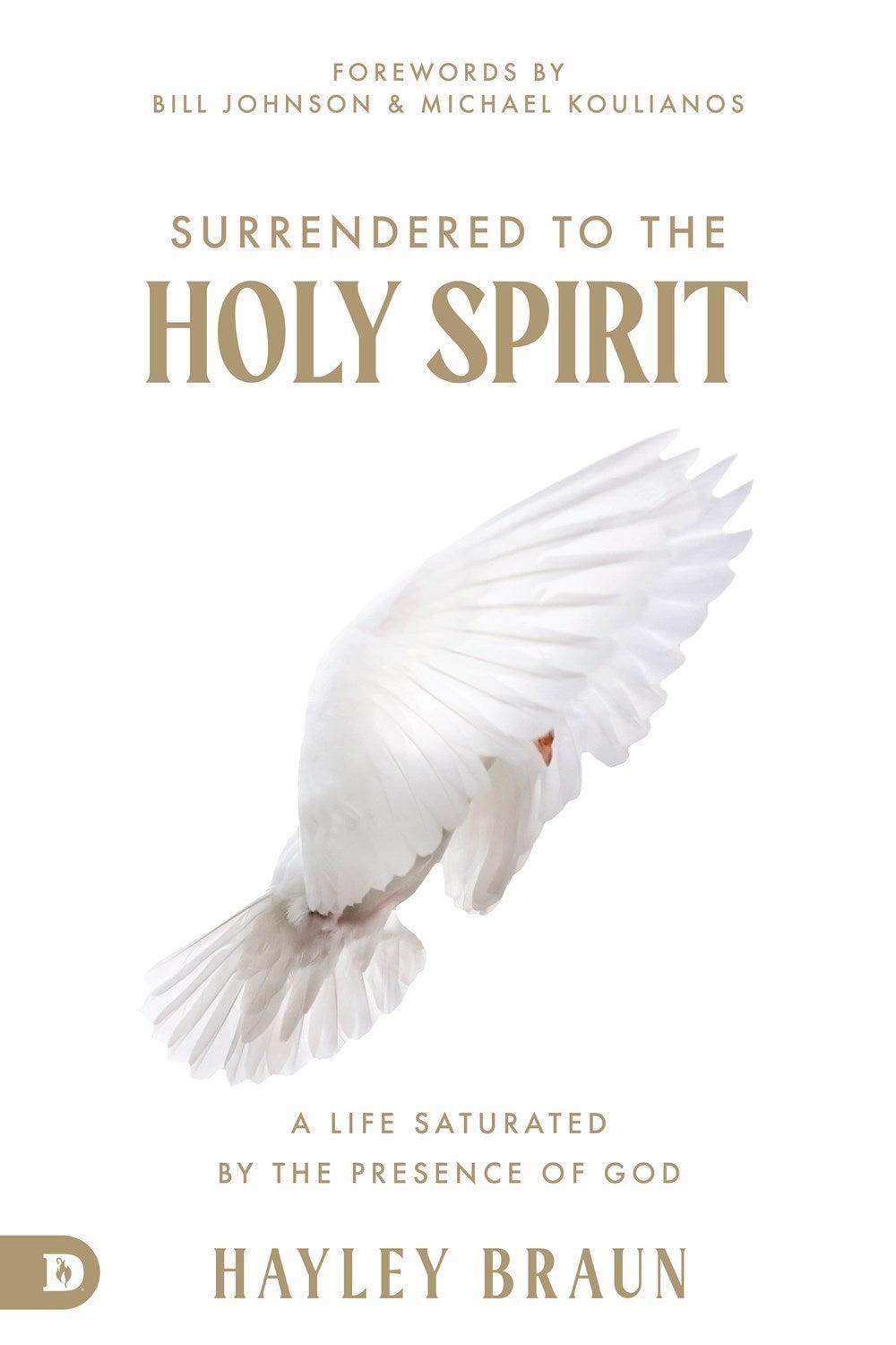 Productafbeelding: voorkant van Surrendered to the Holy Spirit (August 2023)