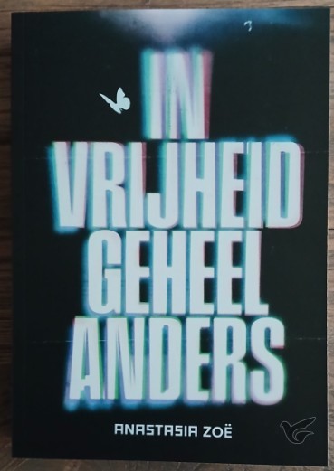 Productafbeelding: voorkant van In vrijheid geheel anders