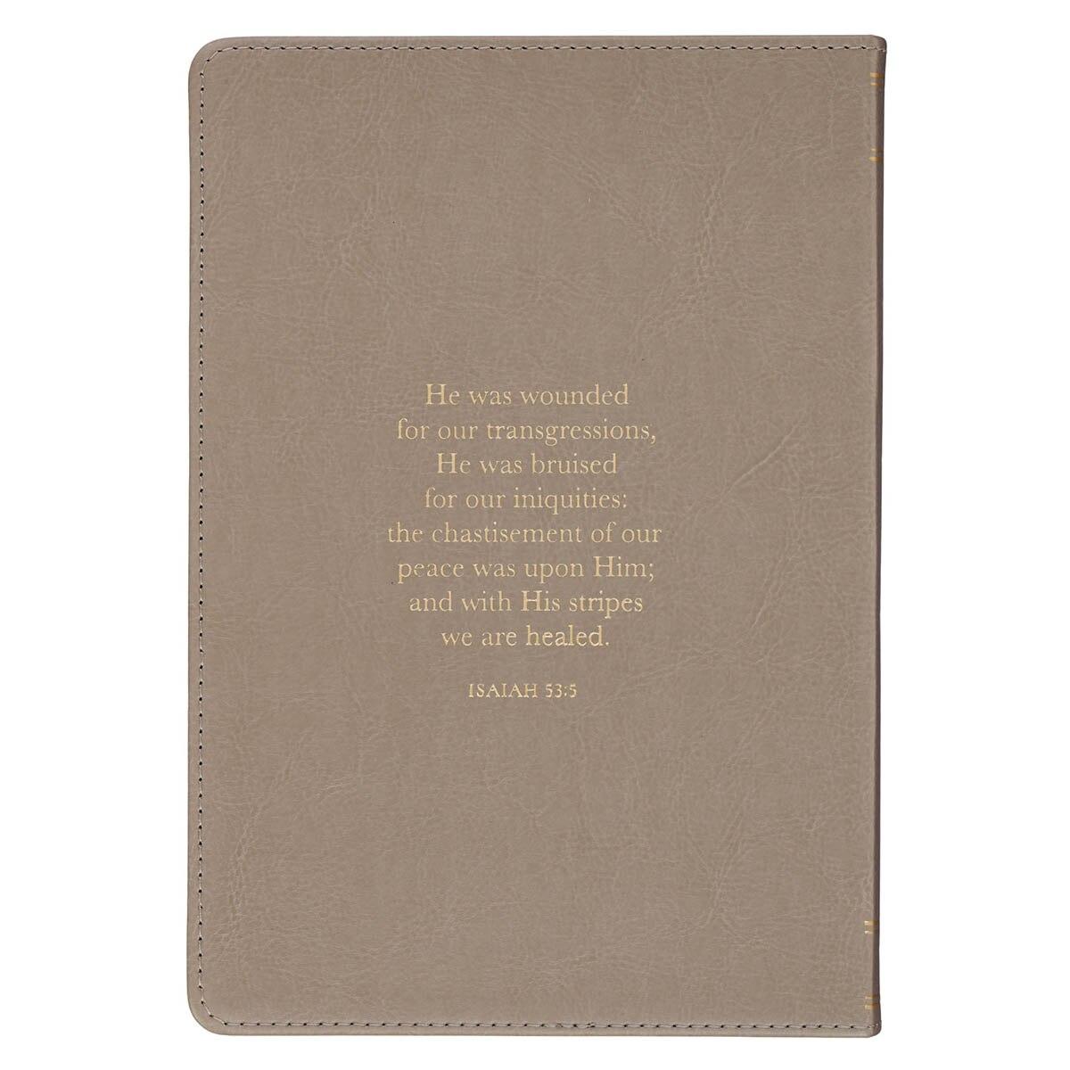 Productafbeelding: achterkant van Amazing Grace Isa. 53:5 Journal Classic Taupe