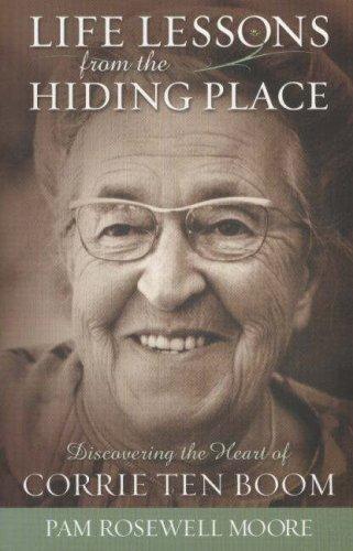 Productafbeelding: voorkant van Life Lessons from the Hiding Place
