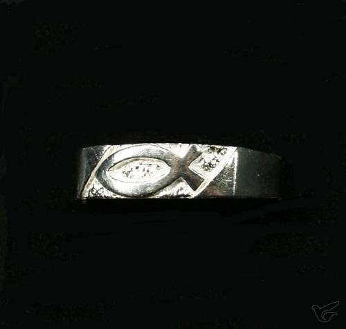 Productafbeelding: voorkant van Ring zilver ichtus-vis maat 18