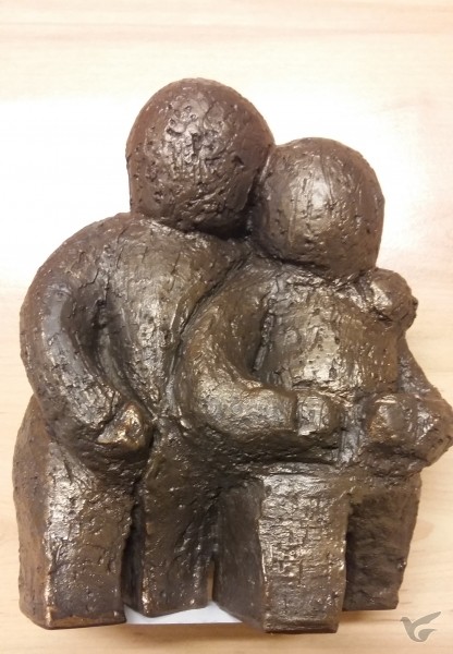 Productafbeelding: voorkant van Beeld 12b mijn wereld brons 16 cm