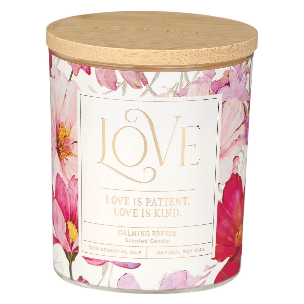 Productafbeelding: voorkant van Love is Patient 1 Cor. 13:4 Glass Candle w/Bamboo Lid
