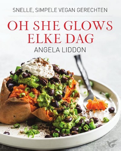 Productafbeelding: voorkant van Oh she glows - elke dag