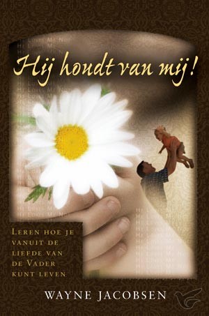 Productafbeelding: voorkant van Hij houdt van mij
